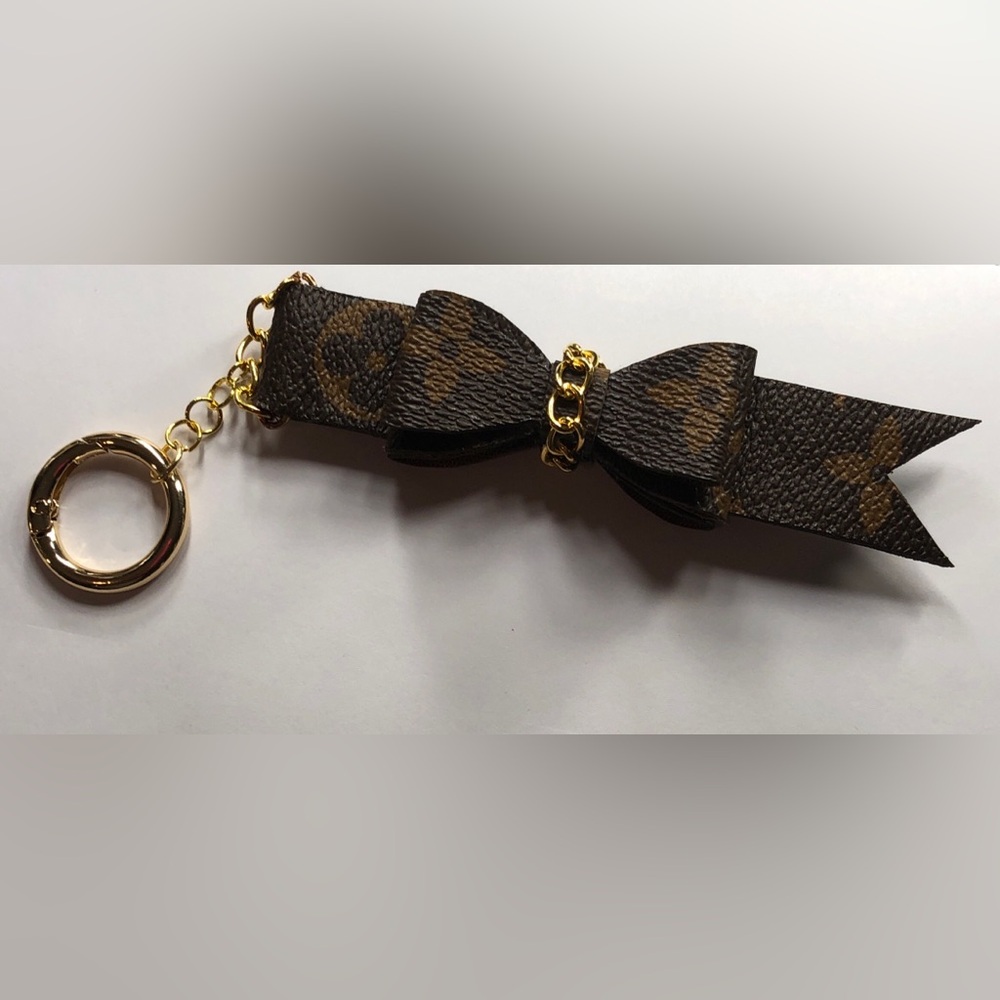 Handmade fashion keychains